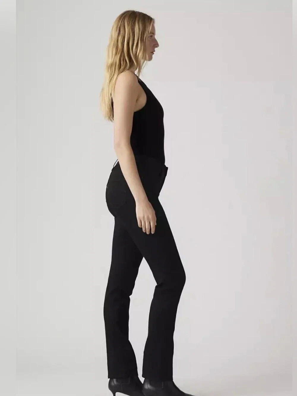 Levi's Women's 312 Shaping Mid Rise Slim Jeans Black Minimalist Classic 23x30 - Picture 7 of 16